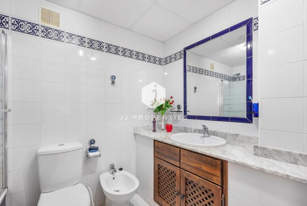 Resale - Apartment / flat -
Torrevieja - Costa Blanca