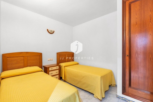 Resale - Apartment / flat -
Torrevieja - Costa Blanca