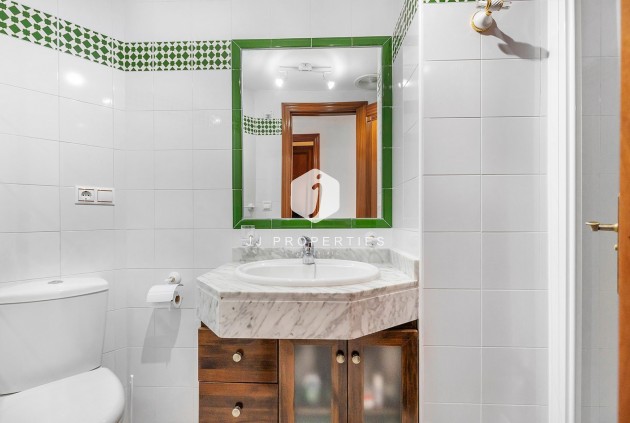 Resale - Apartment / flat -
Torrevieja - Costa Blanca