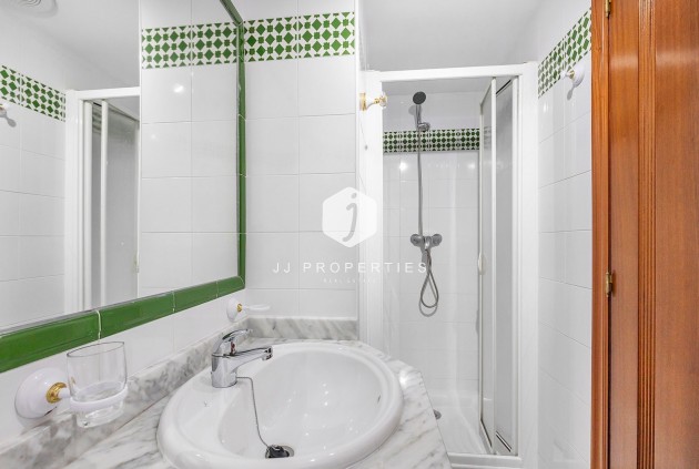 Resale - Apartment / flat -
Torrevieja - Costa Blanca