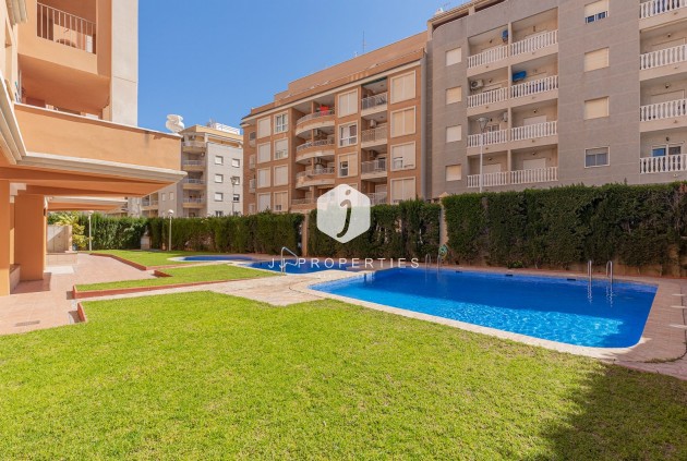 Resale - Apartment / flat -
Torrevieja - Costa Blanca