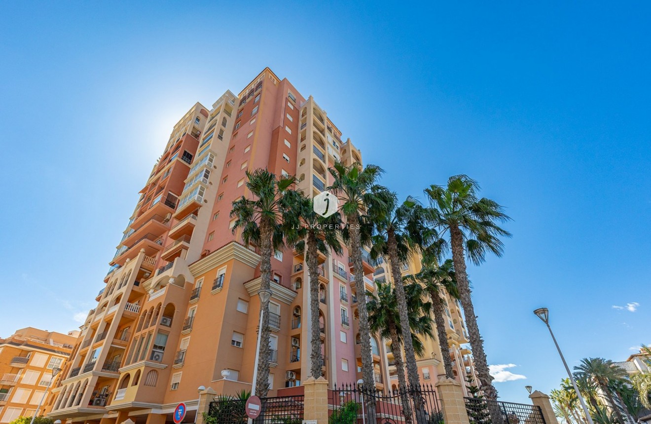 Resale - Apartment / flat -
Torrevieja - Costa Blanca