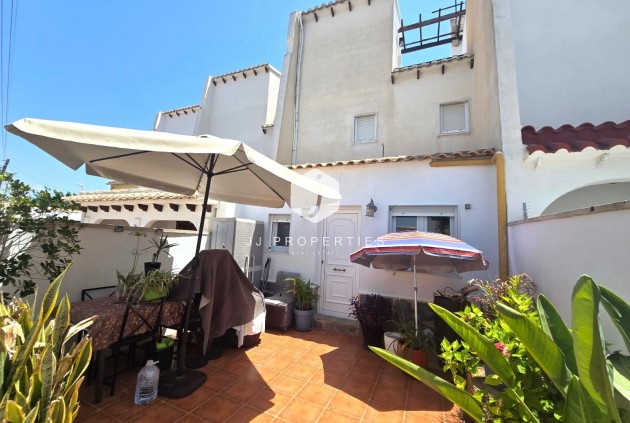 Resale - Chalet -
Torrevieja - Los Balcones