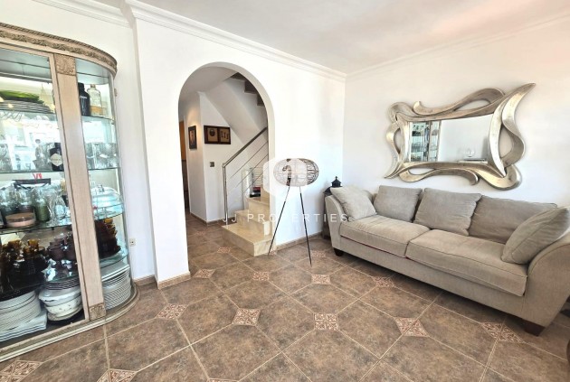 Resale - Chalet -
Torrevieja - Los Balcones