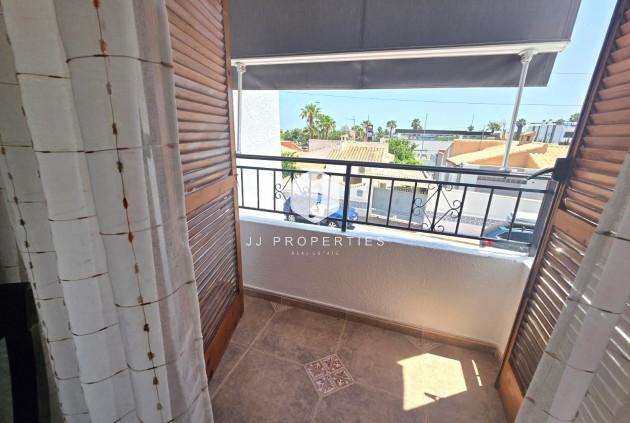 Resale - Chalet -
Torrevieja - Los Balcones