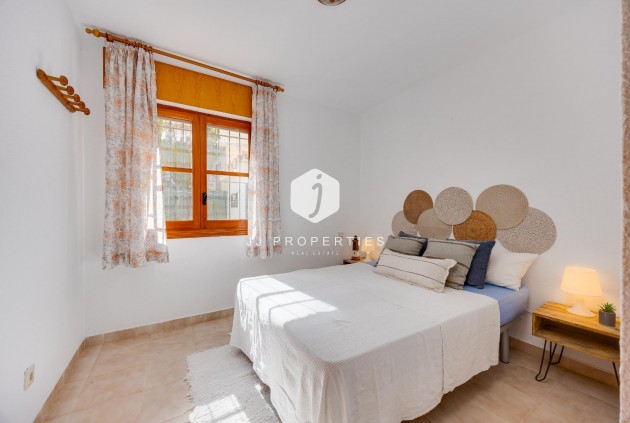 Resale - Bungalow -
Torrevieja - Los Balcones