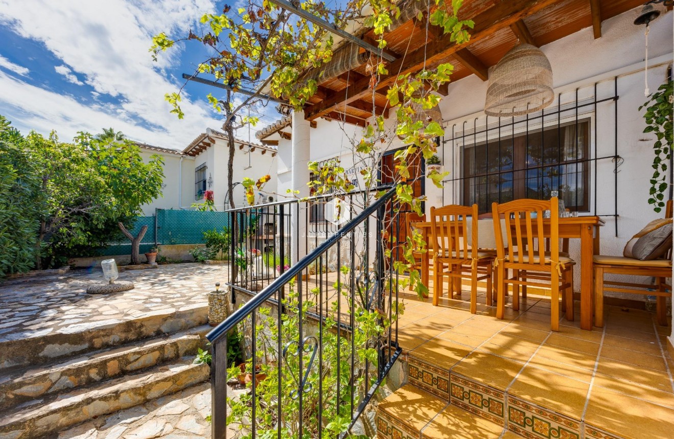 Resale - Bungalow -
Torrevieja - Los Balcones