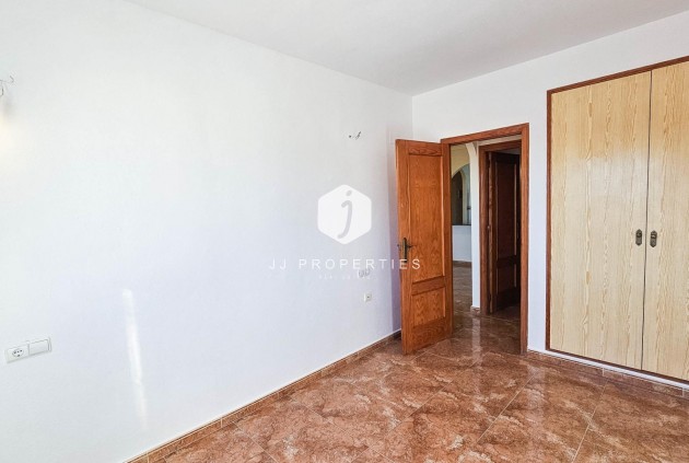 Resale - Apartment / flat -
Torrevieja - Centro