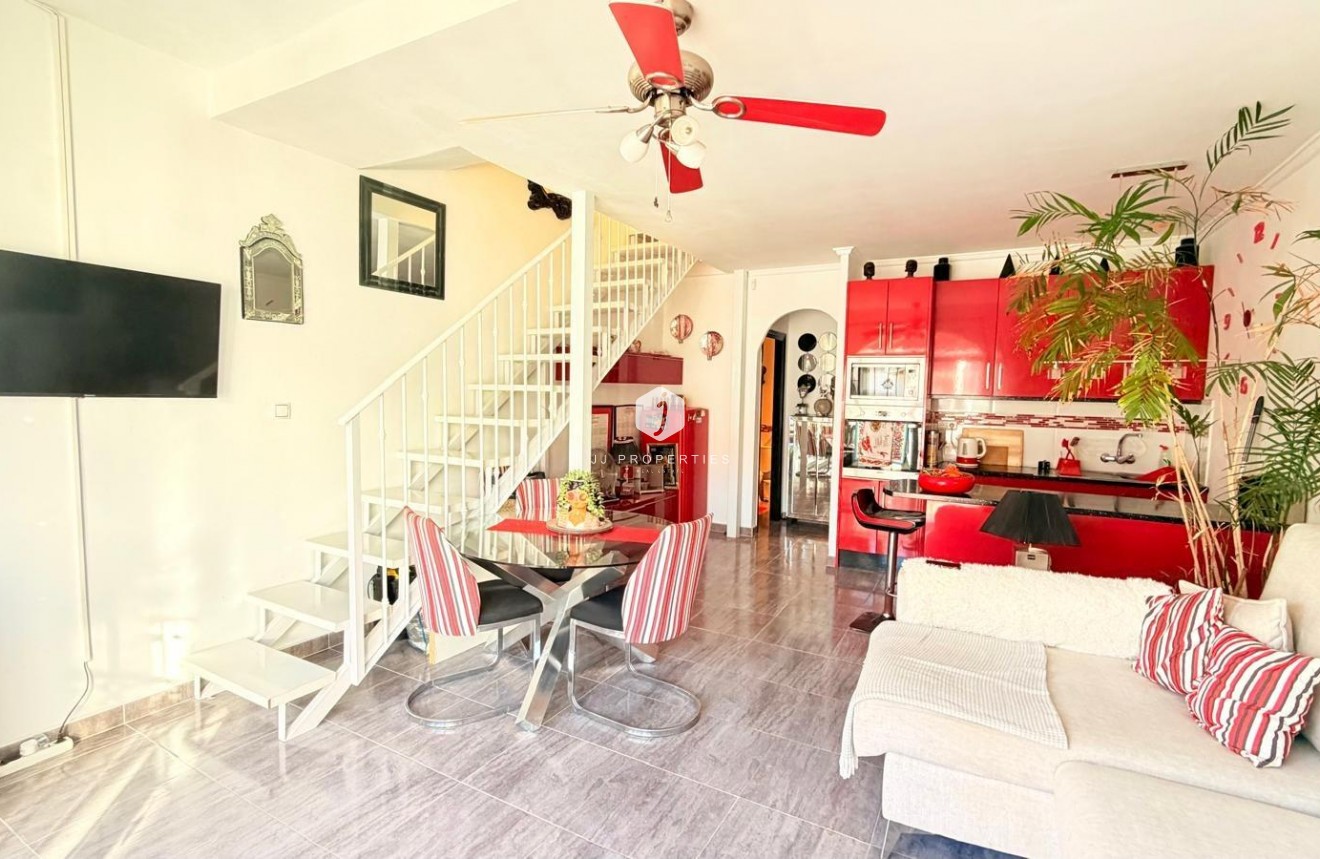 Resale - Duplex -
Torrevieja - La Siesta - El Salado - Torreta