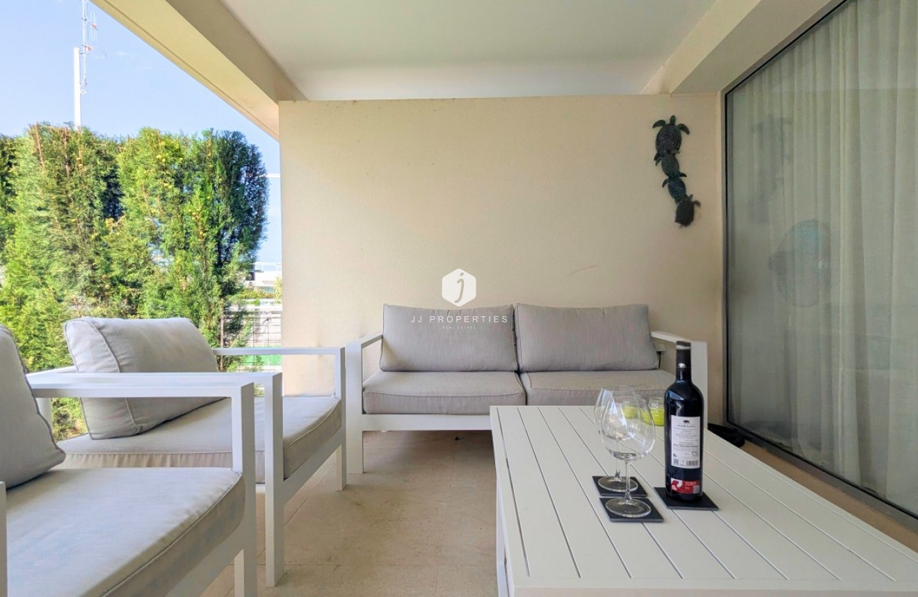 Resale - Apartment / flat -
Los Balcones - Costa Blanca