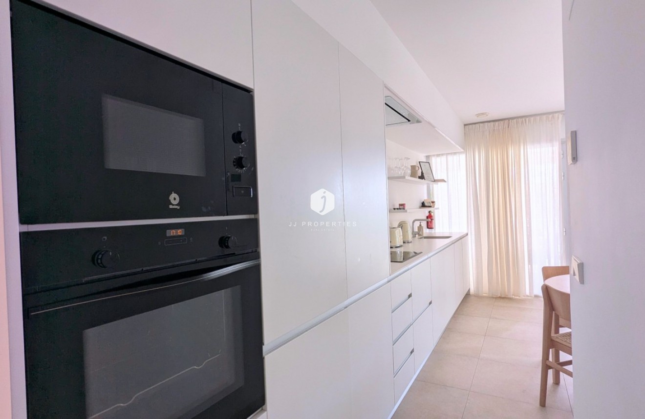 Resale - Apartment / flat -
Los Balcones - Costa Blanca