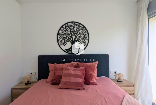 Resale - Apartment / flat -
Los Balcones - Costa Blanca
