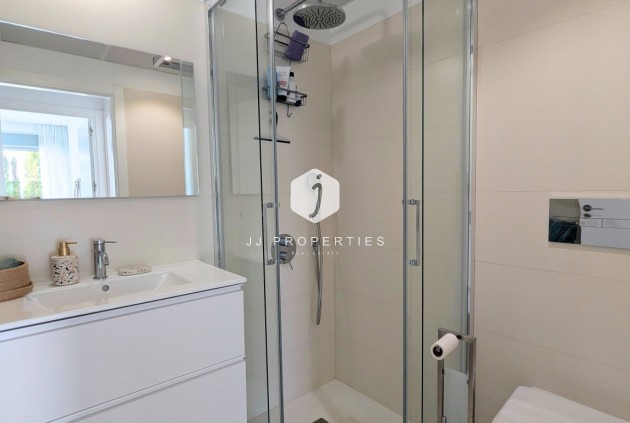 Resale - Apartment / flat -
Los Balcones - Costa Blanca