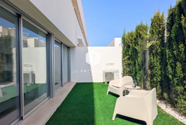 Resale - Apartment / flat -
Los Balcones - Costa Blanca