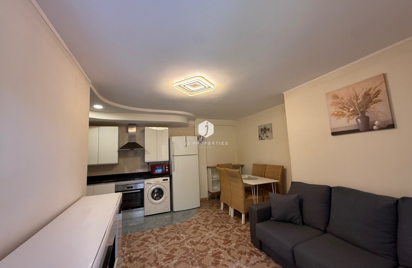 Resale - Apartment / flat -
Torrevieja - Costa Blanca