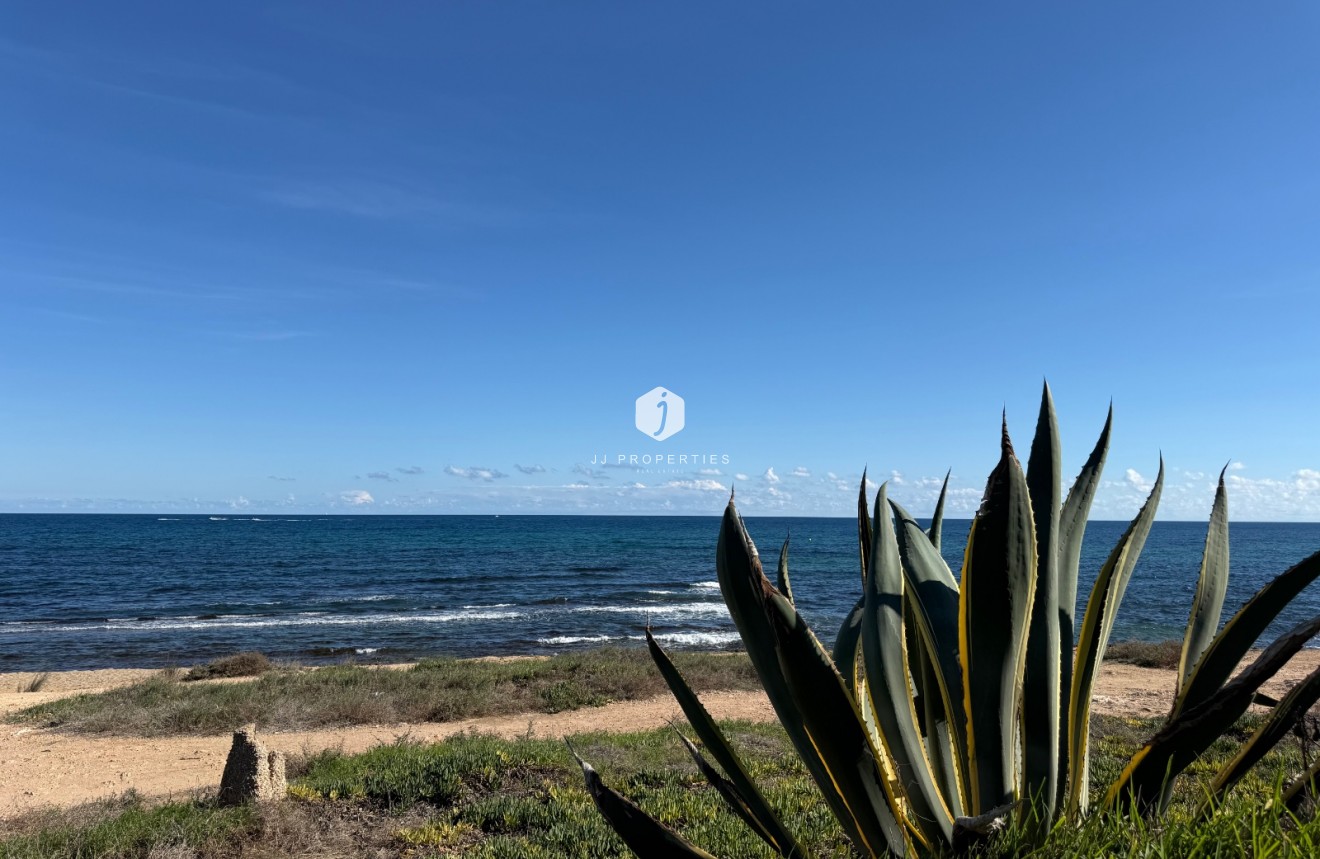 Resale - Apartment / flat -
Torrevieja - Costa Blanca