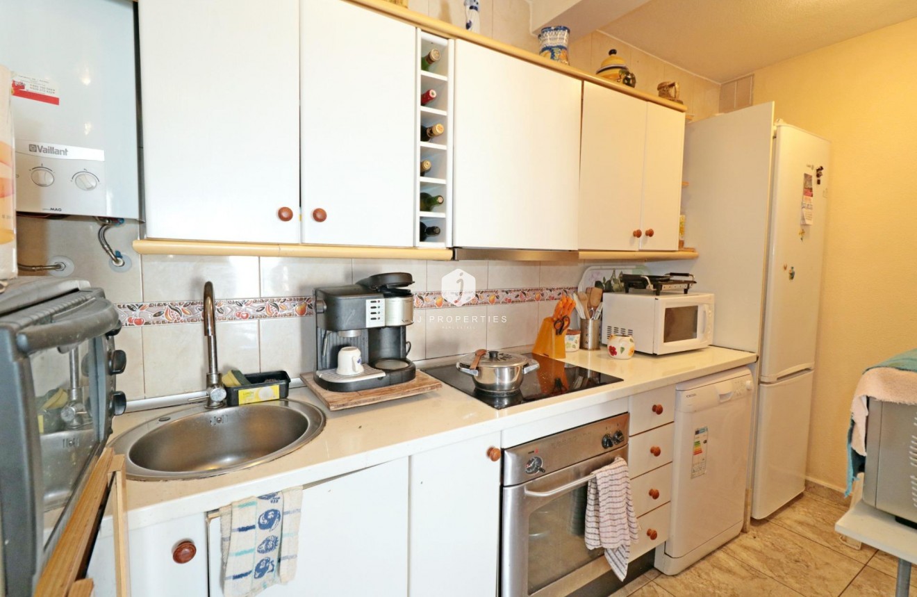Resale - Chalet -
Torrevieja - Torretas