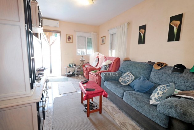 Resale - Chalet -
Torrevieja - Torretas