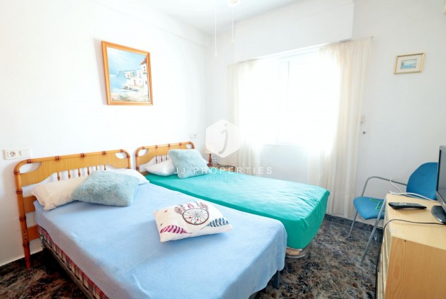 Resale - Chalet -
Torrevieja - Torretas