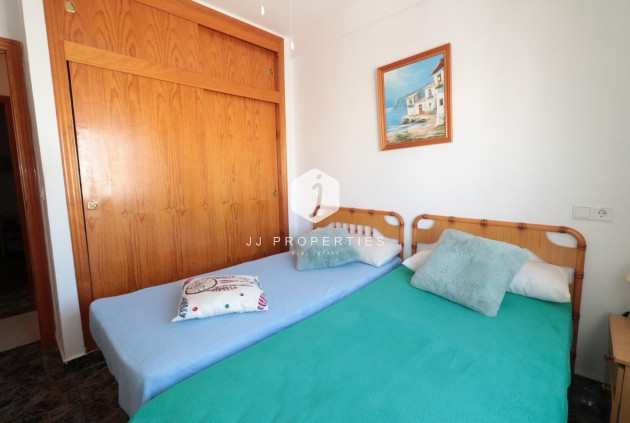 Resale - Chalet -
Torrevieja - Torretas