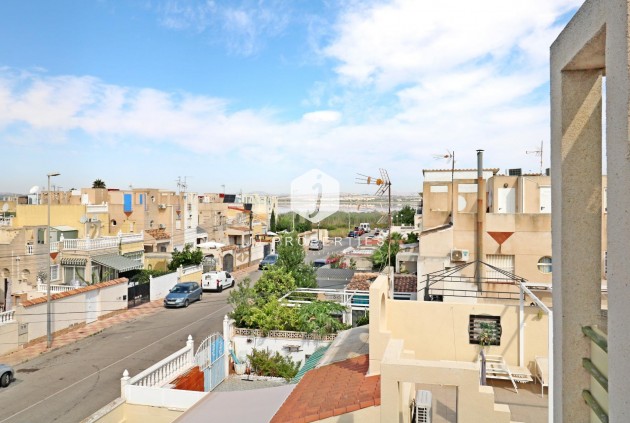 Resale - Chalet -
Torrevieja - Torretas