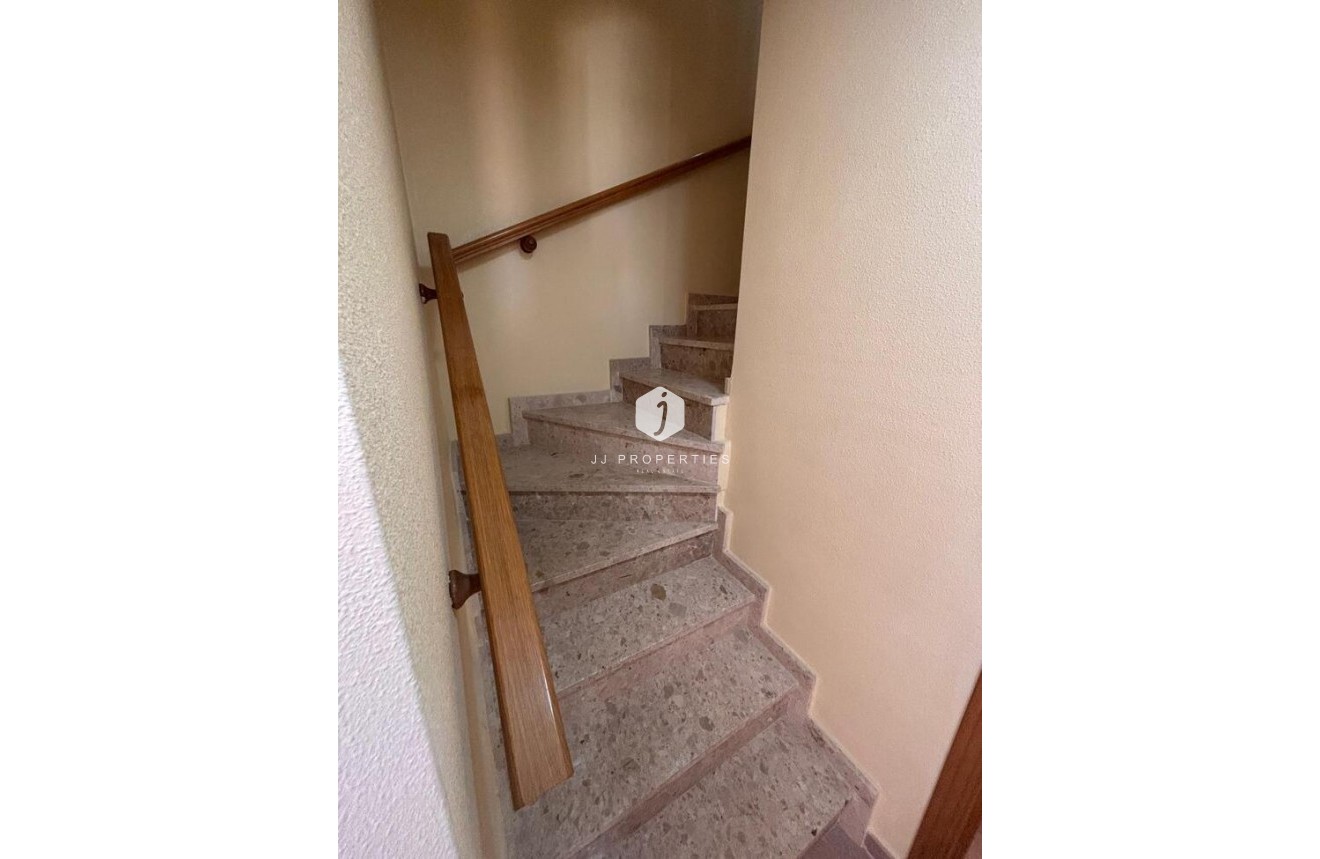 D'occasion - Chalet -
Los Altos - Costa Blanca
