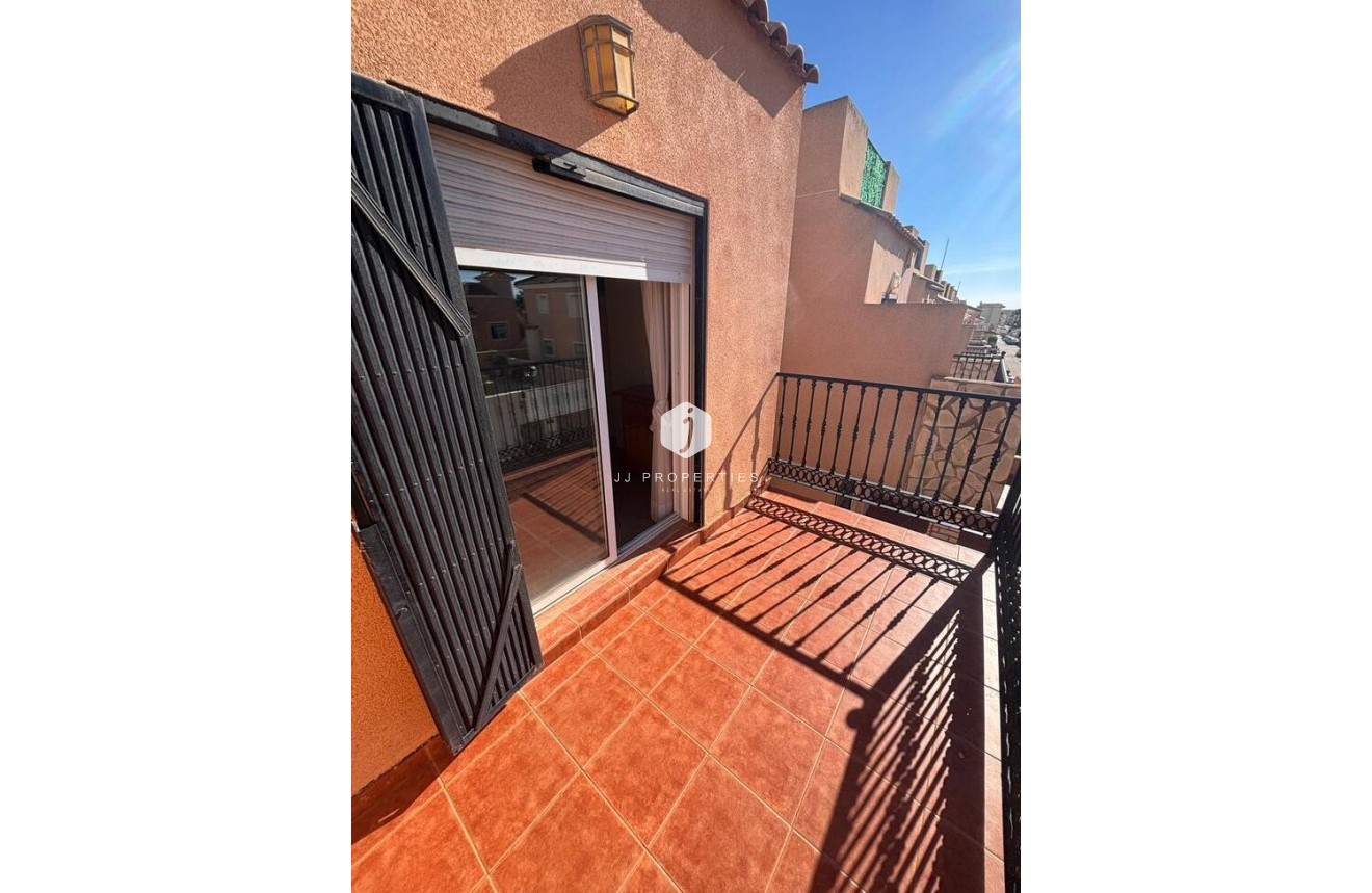 D'occasion - Chalet -
Los Altos - Costa Blanca