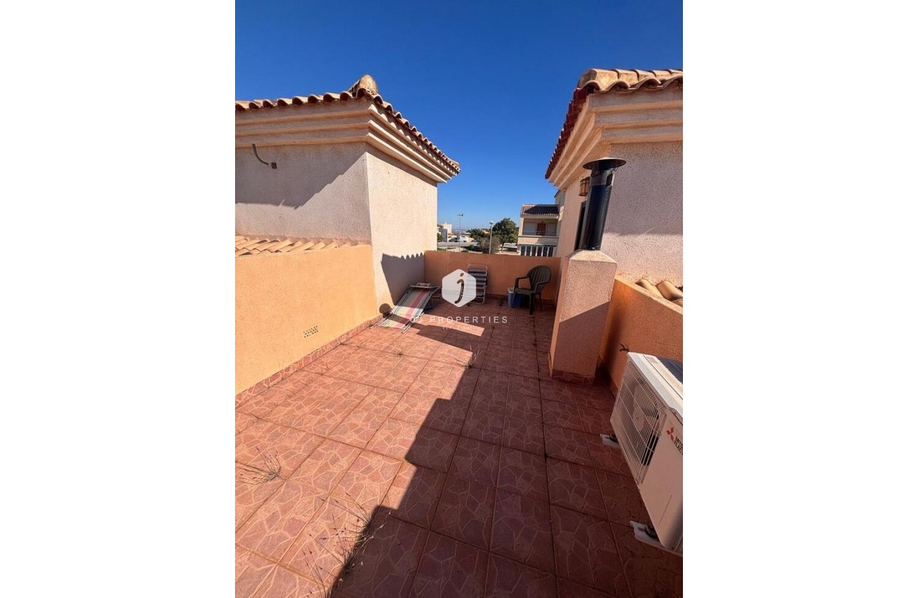 D'occasion - Chalet -
Los Altos - Costa Blanca