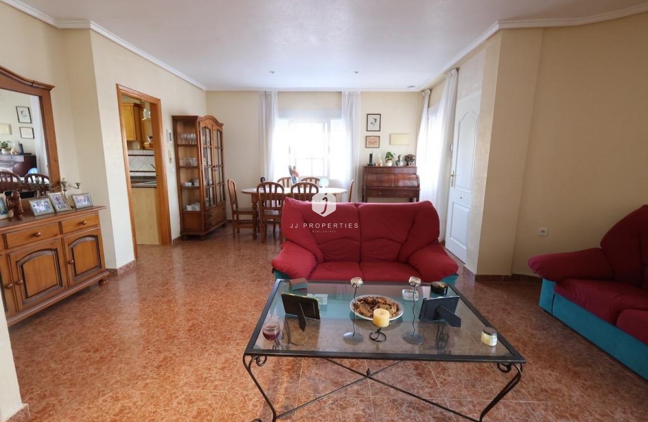 D'occasion - Villa -
Torrevieja - Costa Blanca