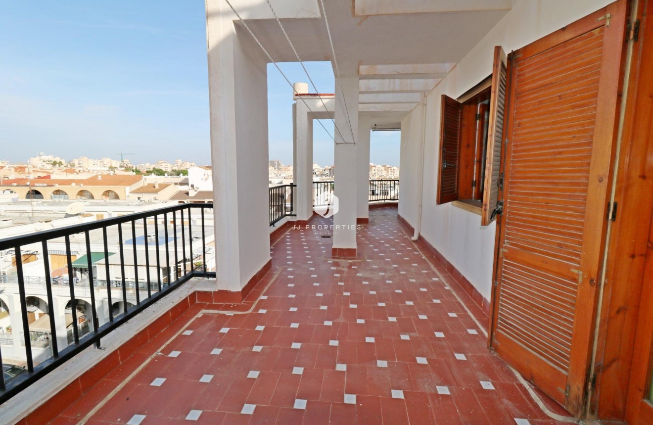 Resale - Penthouse -
Torrevieja - Habaneras
