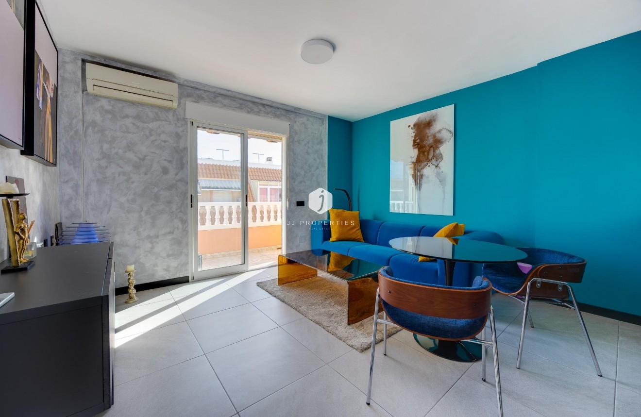 D'occasion - Appartement -
Torrevieja - Estacion de autobuses