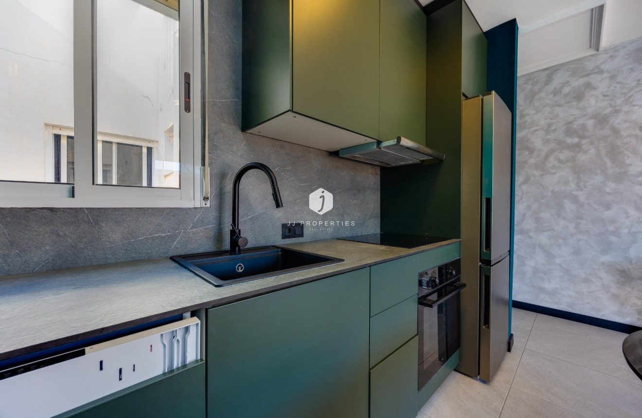 D'occasion - Appartement -
Torrevieja - Estacion de autobuses