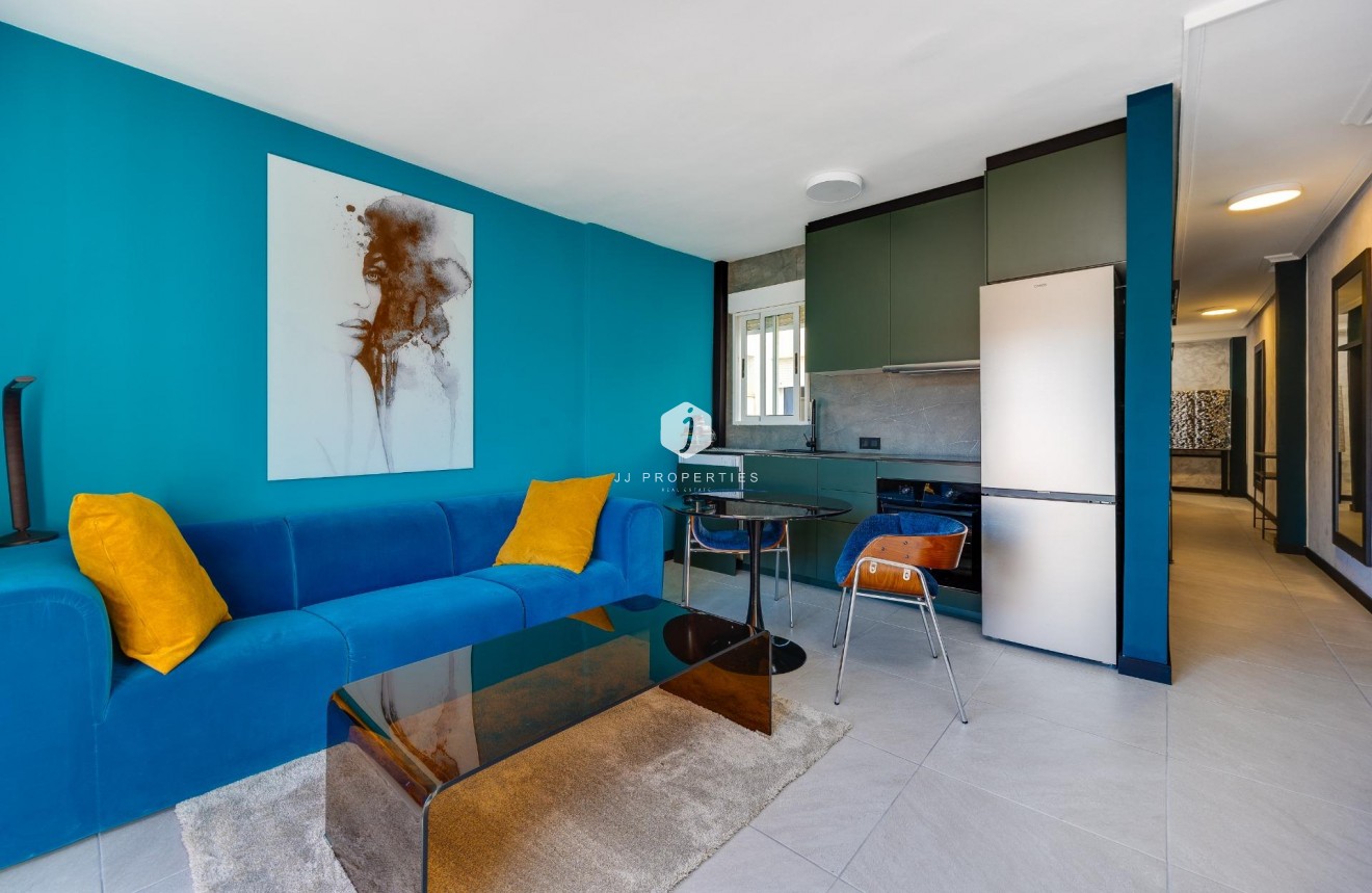 D'occasion - Appartement -
Torrevieja - Estacion de autobuses