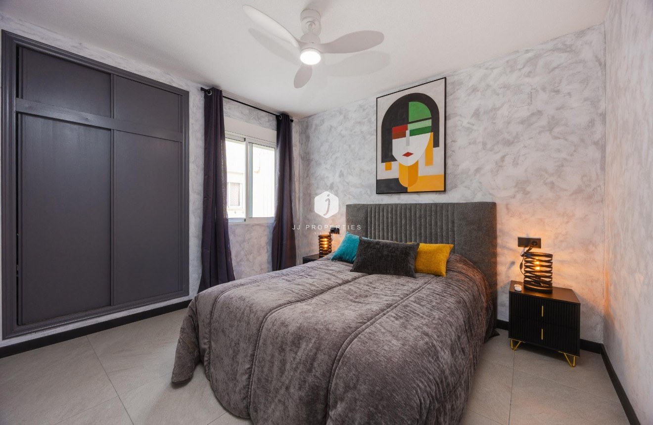 D'occasion - Appartement -
Torrevieja - Estacion de autobuses