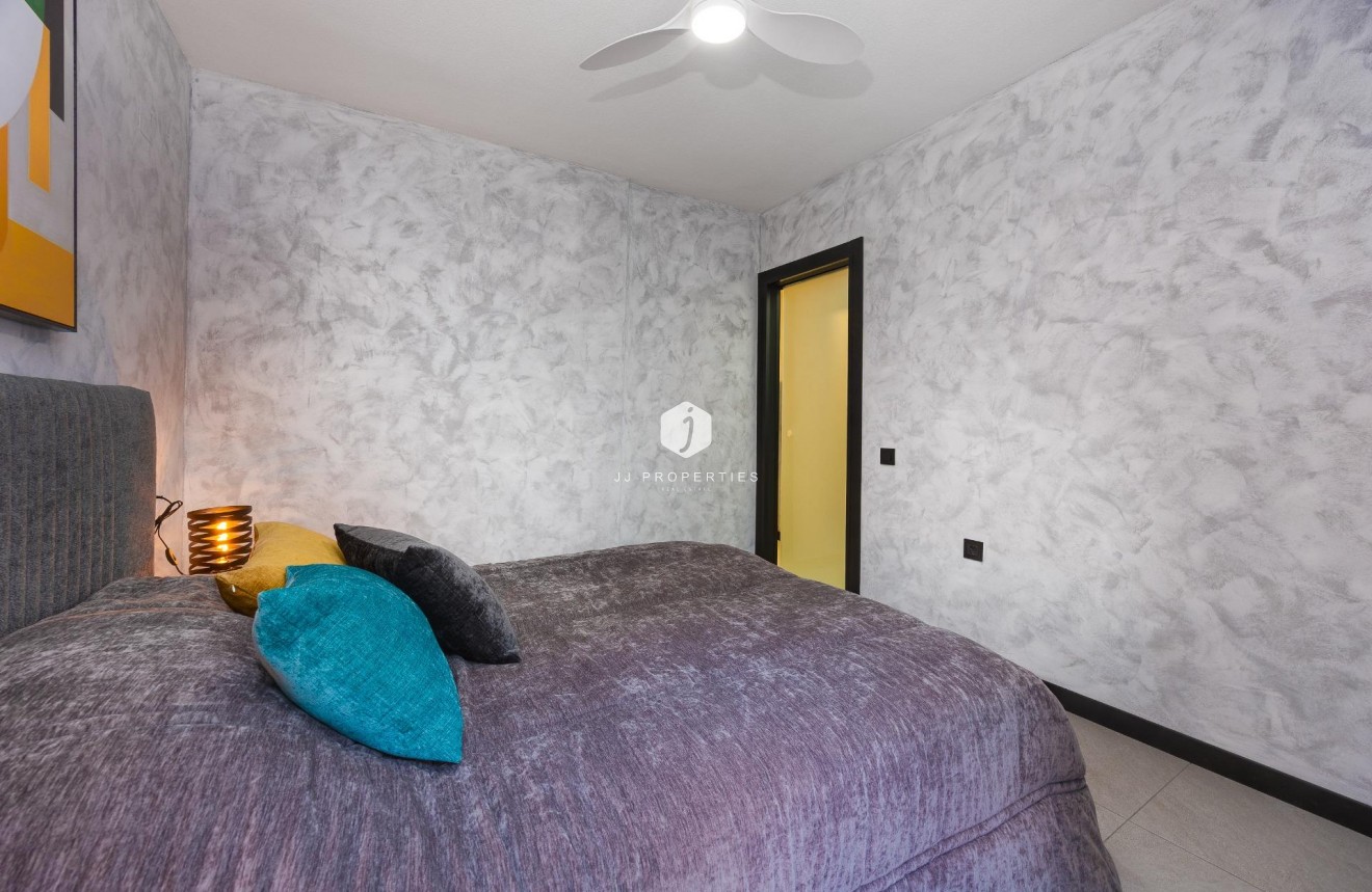 D'occasion - Appartement -
Torrevieja - Estacion de autobuses