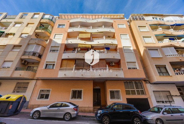 D'occasion - Appartement -
Torrevieja - Estacion de autobuses
