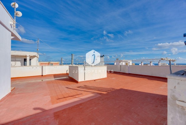 D'occasion - Appartement -
Torrevieja - Estacion de autobuses