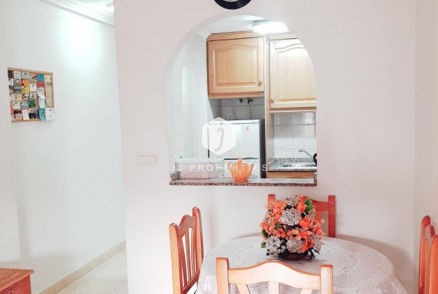 Segunda mano - Apartamento / piso -
Torrevieja - PARQUE DE LAS NACIONES