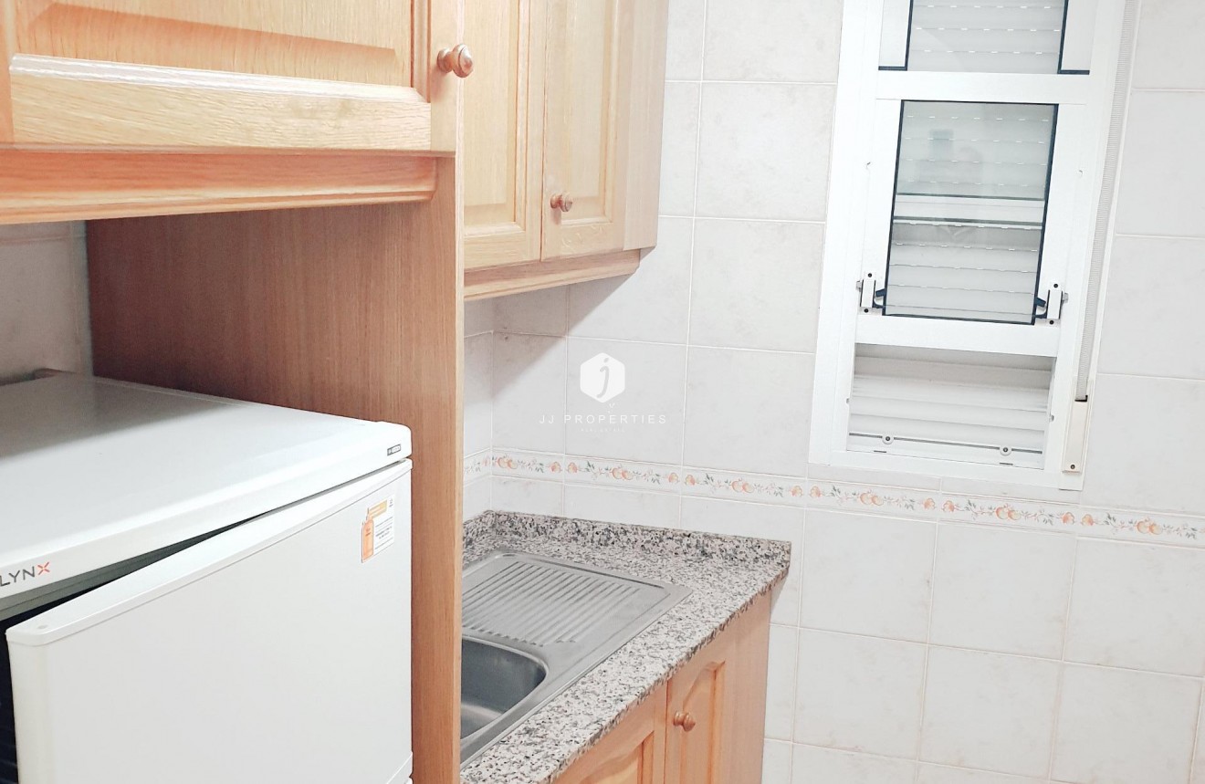 Segunda mano - Apartamento / piso -
Torrevieja - PARQUE DE LAS NACIONES