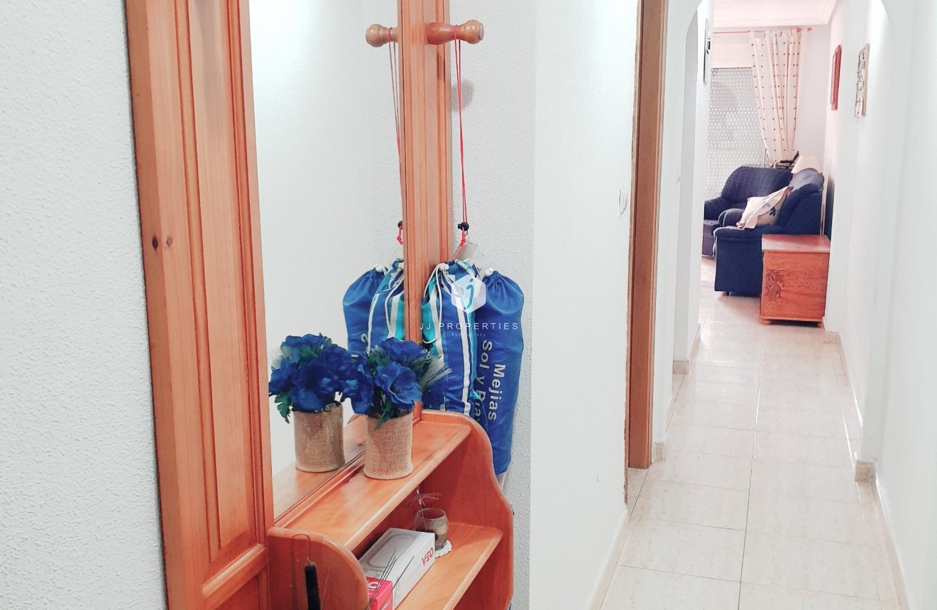 Segunda mano - Apartamento / piso -
Torrevieja - PARQUE DE LAS NACIONES