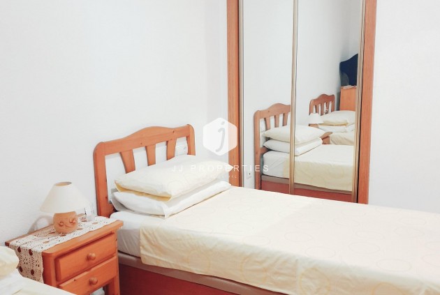 Segunda mano - Apartamento / piso -
Torrevieja - PARQUE DE LAS NACIONES