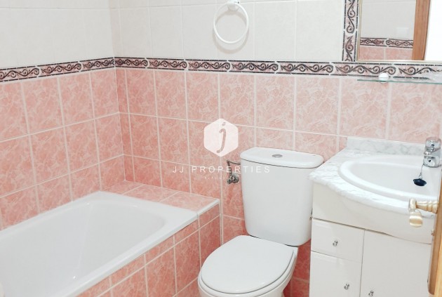 Segunda mano - Apartamento / piso -
Torrevieja - PARQUE DE LAS NACIONES