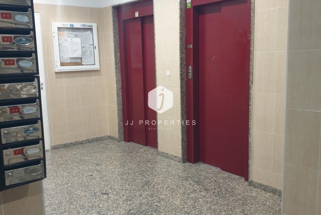 Segunda mano - Apartamento / piso -
Torrevieja - PARQUE DE LAS NACIONES