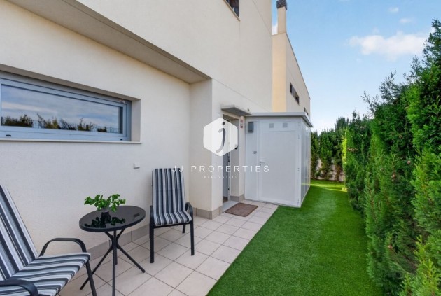 Segunda mano - Chalet -
Torrevieja - La veleta