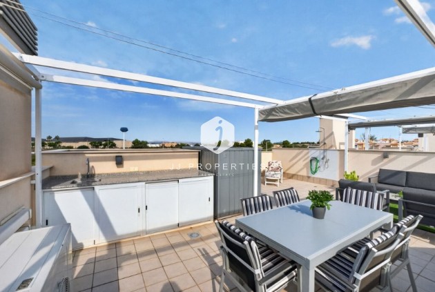 Segunda mano - Chalet -
Torrevieja - La veleta