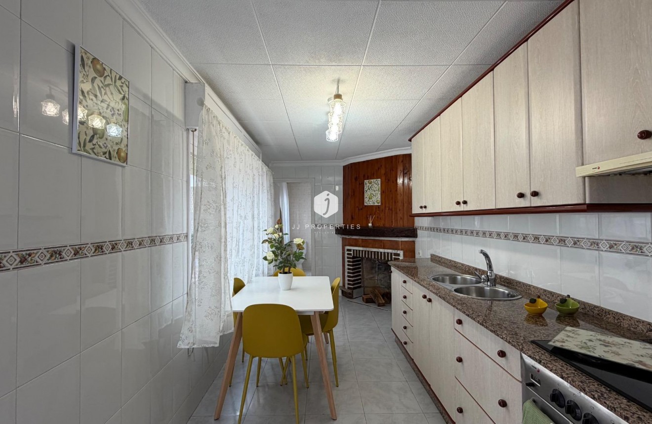 Aus zweiter Hand - Wohnung -
Torrevieja - Centro