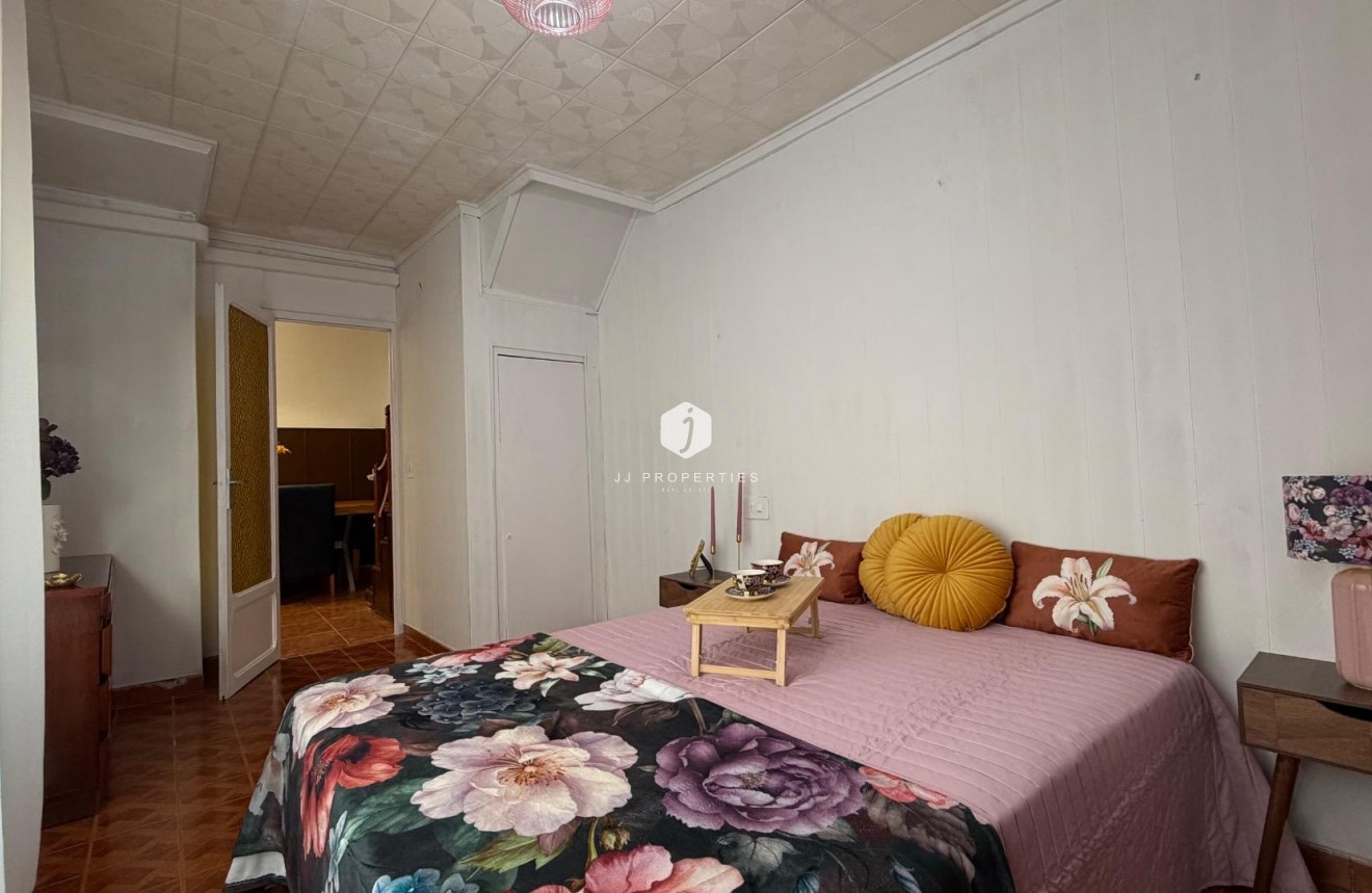 Aus zweiter Hand - Wohnung -
Torrevieja - Centro