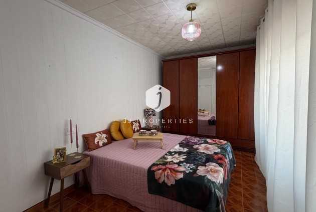 Aus zweiter Hand - Wohnung -
Torrevieja - Centro