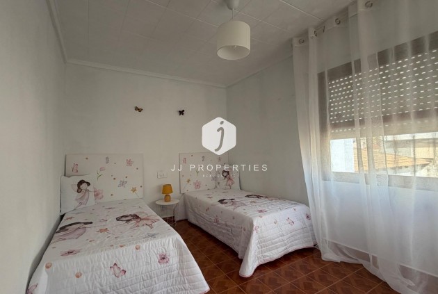 Aus zweiter Hand - Wohnung -
Torrevieja - Centro
