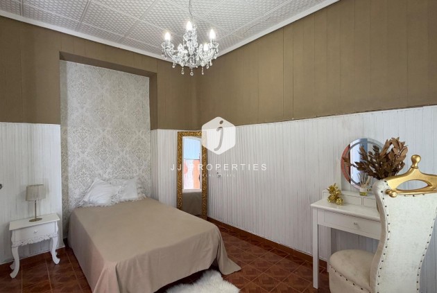 Aus zweiter Hand - Wohnung -
Torrevieja - Centro